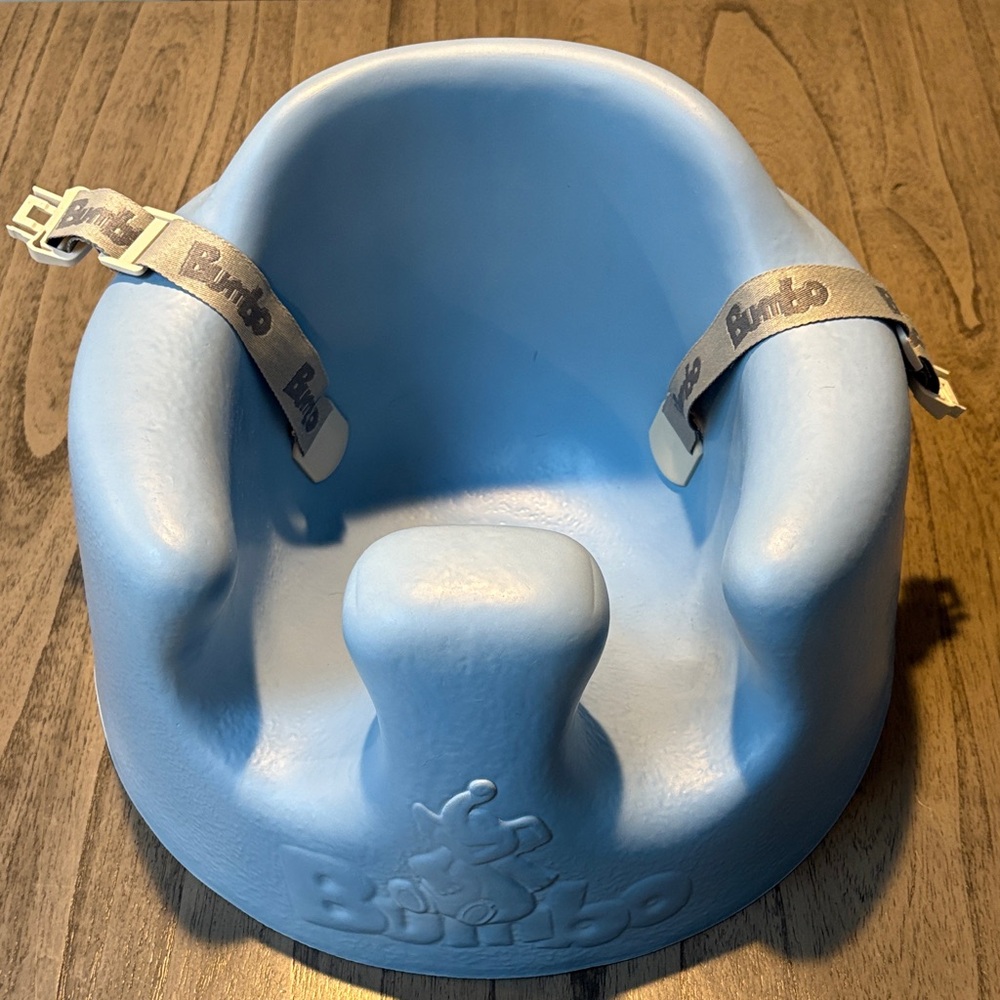 Bumbo Baby Seat with Nuby Tray - Picture 3 of 10